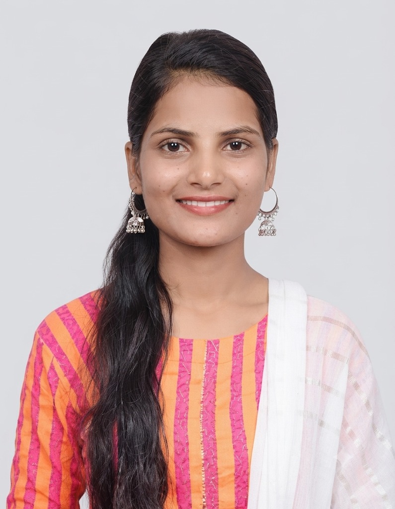 Komal Rathod - Full time Baby Sitter in Bhiwandi in Mumbai